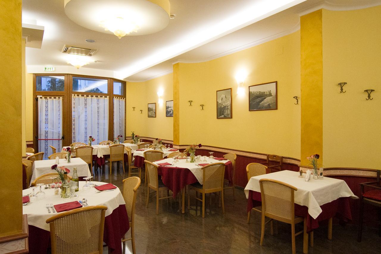 Pensione Al Pescatore Termoli Ngoại thất bức ảnh